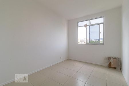 Quarto 1 de apartamento para alugar com 2 quartos, 67m² em Pechincha, Rio de Janeiro