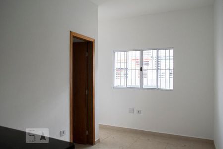 SALA de apartamento para alugar com 2 quartos, 50m² em Parque Peruche, São Paulo