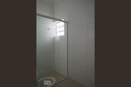 BANHEIRO de apartamento para alugar com 2 quartos, 50m² em Parque Peruche, São Paulo