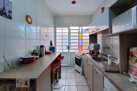 Casa para alugar com 197m², 3 quartos e 4 vagas Casa para alugar com 197m², 3 quartos e 4 vagasCozinha