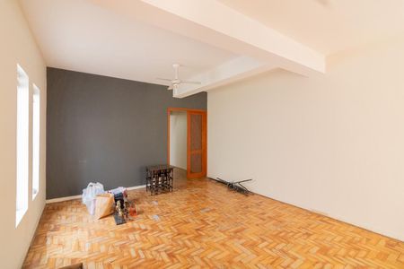 Sala de casa à venda com 3 quartos, 242m² em Vila Olímpia, São Paulo