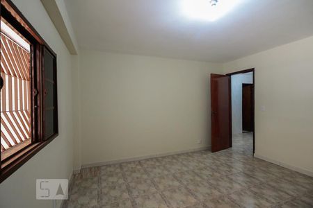 Quarto 1 de casa para alugar com 3 quartos, 160m² em Chácara Califórnia, São Paulo