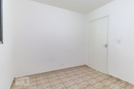 Quarto 1 de apartamento para alugar com 2 quartos, 50m² em Vila Marari, São Paulo