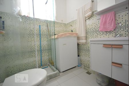 Banheiro Social de apartamento à venda com 1 quarto, 50m² em Centro, Rio de Janeiro
