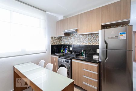 Sala/Cozinha de apartamento para alugar com 2 quartos, 50m² em Sagrada Família, Belo Horizonte