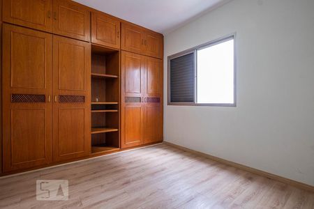 Suíte de apartamento para alugar com 3 quartos, 130m² em Sumaré, São Paulo