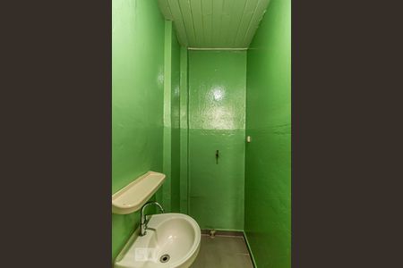Banheiro de kitnet/studio para alugar com 1 quarto, 32m² em Santa Efigênia, São Paulo