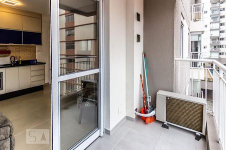 Varanda de kitnet/studio para alugar com 1 quarto, 31m² em Liberdade, São Paulo