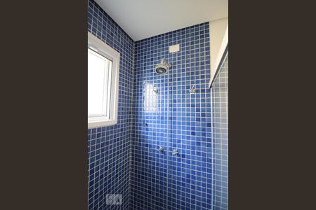 Casa de condomínio à venda com 500m², 6 quartos e 3 vagas Casa de condomínio à venda com 500m², 6 quartos e 3 vagasBanheiro da Suite 5