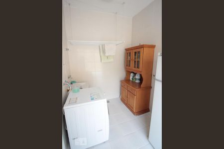 Casa de condomínio à venda com 500m², 6 quartos e 3 vagas Casa de condomínio à venda com 500m², 6 quartos e 3 vagasLavanderia