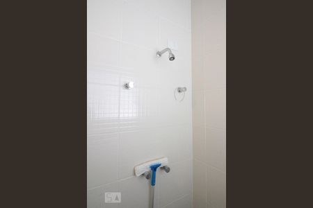 Casa de condomínio à venda com 500m², 6 quartos e 3 vagas Casa de condomínio à venda com 500m², 6 quartos e 3 vagasBanheiro do Quarto de Serviço