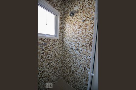 Casa de condomínio à venda com 500m², 6 quartos e 3 vagas Casa de condomínio à venda com 500m², 6 quartos e 3 vagasBanheiro da Suite 4