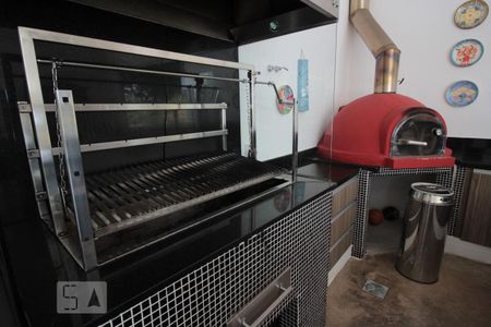 Casa de condomínio à venda com 500m², 6 quartos e 3 vagas Casa de condomínio à venda com 500m², 6 quartos e 3 vagasArea de Lazer