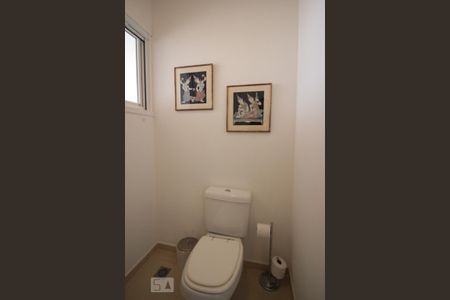 Casa de condomínio à venda com 500m², 6 quartos e 3 vagas Casa de condomínio à venda com 500m², 6 quartos e 3 vagasLavabo 1