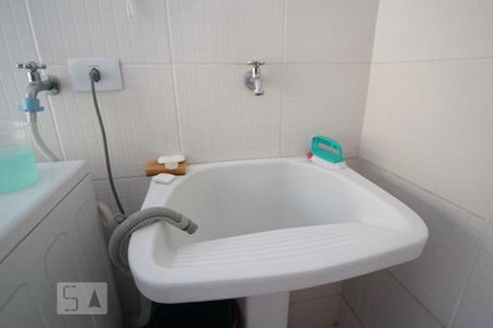 Casa de condomínio à venda com 500m², 6 quartos e 3 vagas Casa de condomínio à venda com 500m², 6 quartos e 3 vagasLavanderia