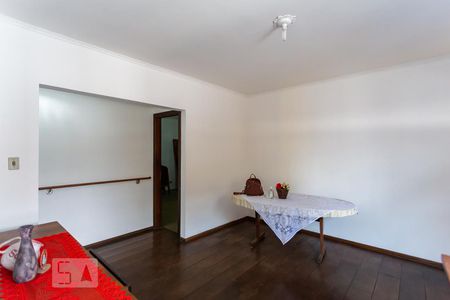 Casa à venda com 300m², 4 quartos e 2 vagas Casa à venda com 300m², 4 quartos e 2 vagasSala 2