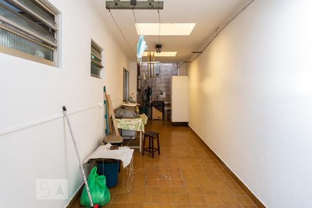 Casa à venda com 300m², 4 quartos e 2 vagas Casa à venda com 300m², 4 quartos e 2 vagasÁrea de Serviço