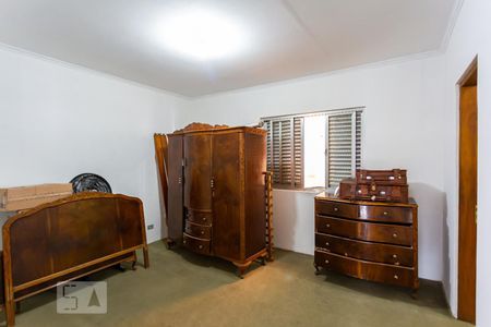 Casa à venda com 300m², 4 quartos e 2 vagas Casa à venda com 300m², 4 quartos e 2 vagasSuíte