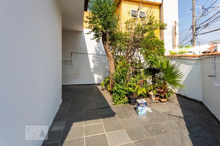 Casa à venda com 300m², 4 quartos e 2 vagas Casa à venda com 300m², 4 quartos e 2 vagasQuintal