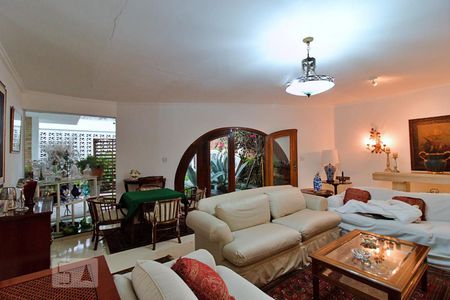 Sala de casa à venda com 6 quartos, 600m² em Morumbi, São Paulo