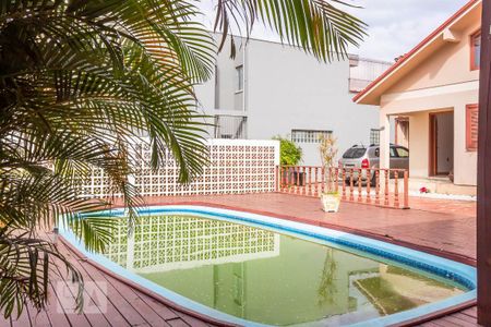 Piscina de casa à venda com 3 quartos, 590m² em Igara, Canoas