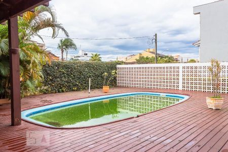 Piscina de casa à venda com 3 quartos, 590m² em Igara, Canoas