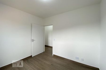 Quarto 2 de apartamento para alugar com 2 quartos, 45m² em Jardim Gutierres, Sorocaba