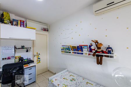 Quarto de apartamento à venda com 2 quartos, 95m² em Santa Rosa, Niterói