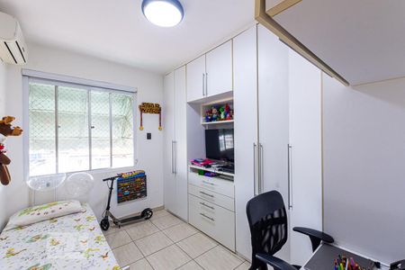 Quarto de apartamento à venda com 2 quartos, 95m² em Santa Rosa, Niterói