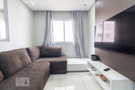 Sala de apartamento para alugar com 2 quartos, 45m² em Quinta da Paineira, São Paulo