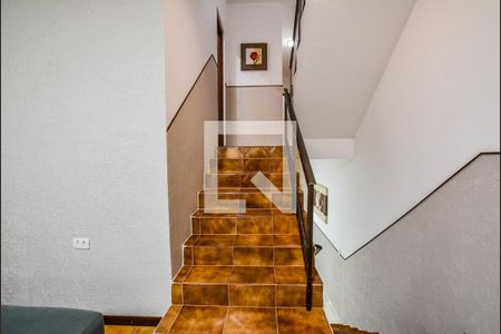 Escada de casa à venda com 3 quartos, 240m² em Jardim Marek, Santo André