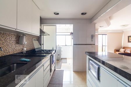 Cozinha de apartamento para alugar com 3 quartos, 95m² em Vila Prudente, São Paulo