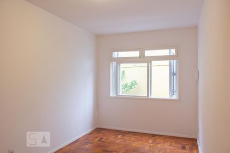 Sala de apartamento para alugar com 2 quartos, 71m² em Centro Histórico, Porto Alegre