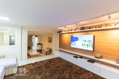 Sala de casa para alugar com 3 quartos, 350m² em Parque Císper, São Paulo