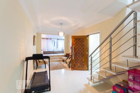 Sala de casa para alugar com 3 quartos, 350m² em Parque Císper, São Paulo