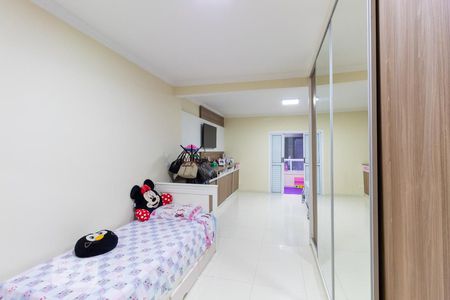 Suíte de casa para alugar com 3 quartos, 350m² em Parque Císper, São Paulo