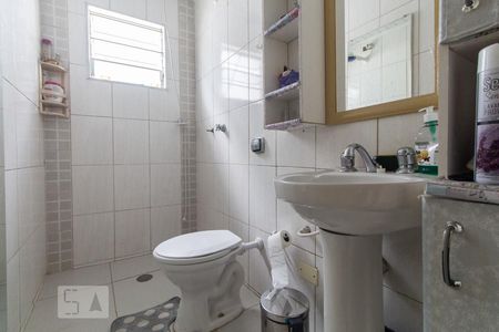 Banheiro de casa à venda com 2 quartos, 125m² em Vila Ema, São Paulo