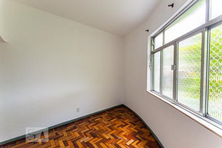 Quarto de apartamento para alugar com 2 quartos, 70m² em Centro, Niterói