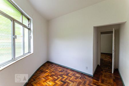 Quarto de apartamento para alugar com 2 quartos, 70m² em Centro, Niterói