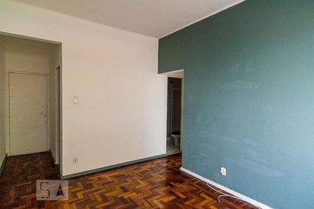 Sala de apartamento para alugar com 2 quartos, 70m² em Centro, Niterói