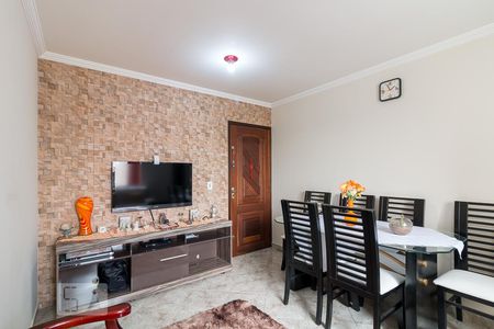 Sala de apartamento à venda com 3 quartos, 60m² em Jardim Santa Clara, Guarulhos