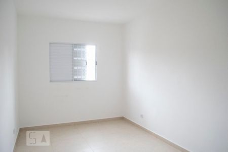 QUARTO 1 de apartamento para alugar com 2 quartos, 60m² em Parque Peruche, São Paulo