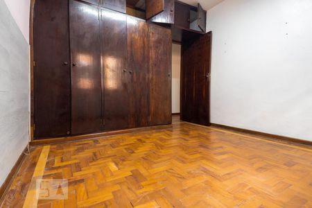 Quarto 1 de casa para alugar com 3 quartos, 180m² em Jabaquara, São Paulo