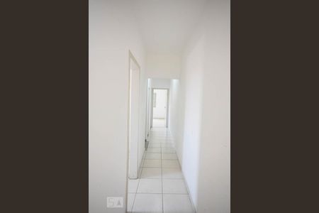 Corredor de casa para alugar com 3 quartos, 180m² em Jardim Vazani, São Paulo