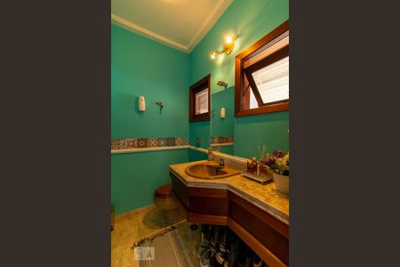 Casa para alugar com 365m², 4 quartos e 4 vagas Casa para alugar com 365m², 4 quartos e 4 vagasLavabo