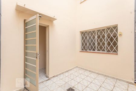 Quintal de casa à venda com 3 quartos, 200m² em Vila Romana, São Paulo