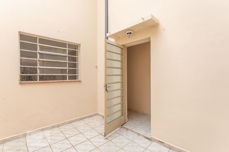 Quintal de casa à venda com 3 quartos, 200m² em Vila Romana, São Paulo