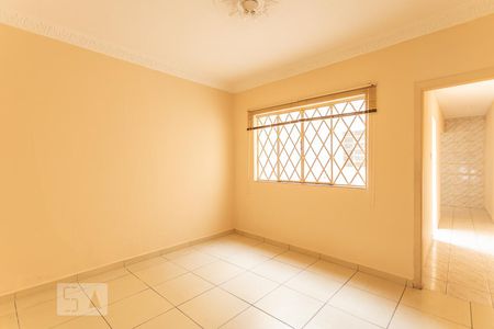 Sala  de casa à venda com 3 quartos, 200m² em Vila Romana, São Paulo