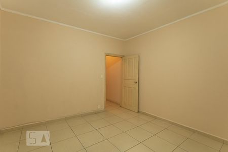 Suíte 1 de casa à venda com 3 quartos, 200m² em Vila Romana, São Paulo