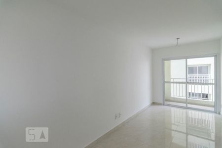 Sala de apartamento para alugar com 2 quartos, 62m² em Vila Alto de Santo Andre, Santo André